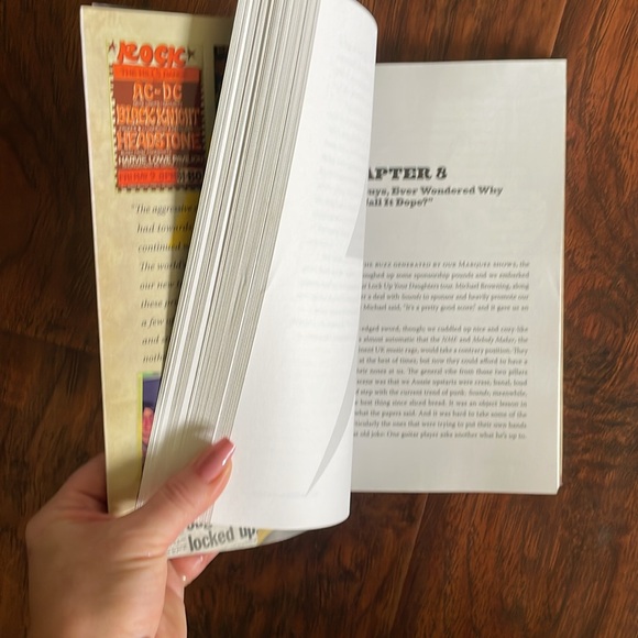 FREE!! 🚚 AC/DC Dirty Deeds - Picture 2 of 3